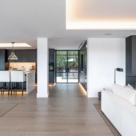 Auriga, Nueva Andalucia, Villa