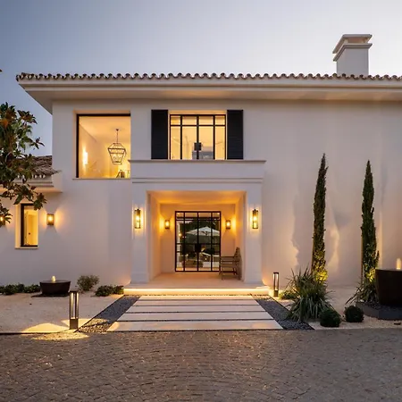Villa Auriga, Nueva Andalucia,